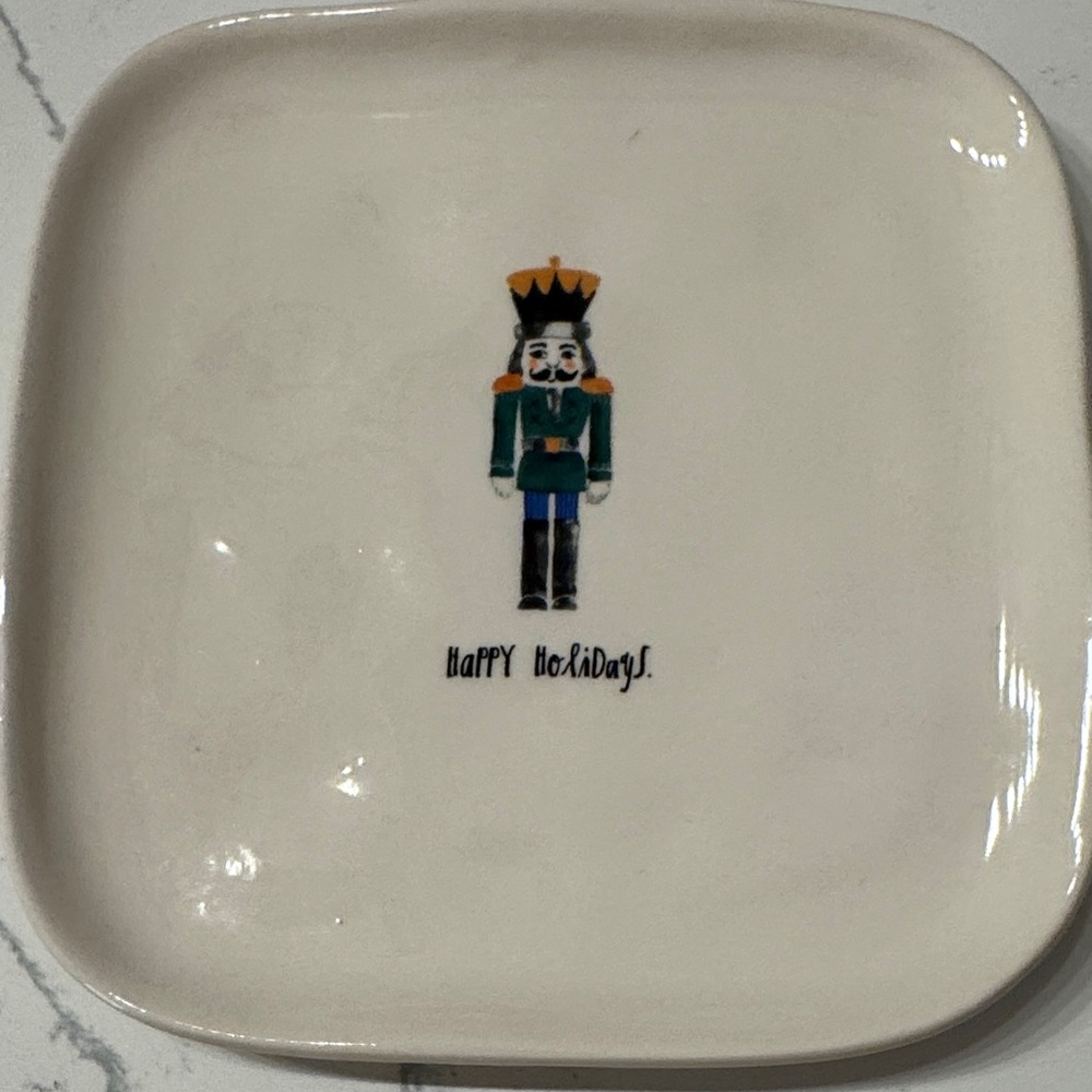 Rae Dunn Artisan Collection Plate